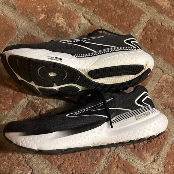 Brooks Glycerin 21 Black & White Athletic Road Sneakers Women's size 12 Medium - Picture 3 of 16